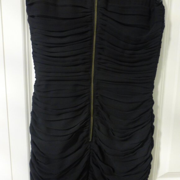 H&M black ruched sleeveless mini dress with faux leather trim - Picture 13 of 15